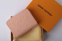 محفظة لويس فيتون نسائي وردي