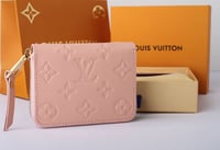 محفظة لويس فيتون نسائي وردي