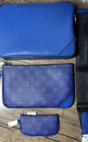 شنطه زرقا رجاليه لويس فيتون