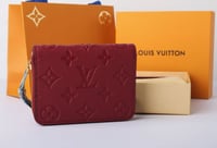 محفظة لويس فيتون نسائي عودي