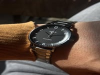 كاسيو مينا غريب