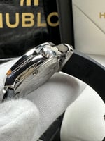 ساعة هوبلت اسود نسائية