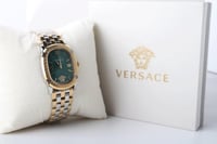 ساعة فرزاتشي اللون الأخضر