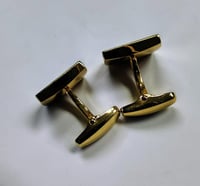 Cufflinks أزرار أكمام