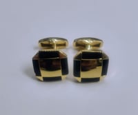 Cufflinks أزرار أكمام