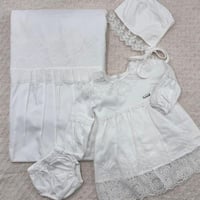 طقم مواليد بناتي 5 قطع رسمي دانتيل – أبيض