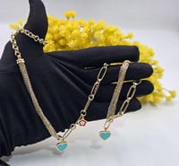 عقد + أسوارة