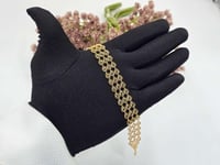 اسوارة ثلاث ادوار