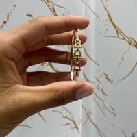 اسوارة إيطالي