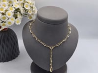 عقد + أسوارة