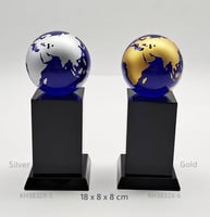 مجسم كرة أرضية ملون