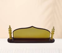 لوحة مكتب خشبية عمودين ذهبي B3