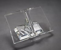 مجسم كتاب كريستال