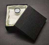 ساعة كريستال مقرش