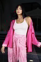 طقم بدلة كاجوال لون فوشي وأبيض