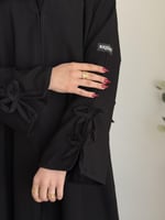 عباية فيونكه أسود