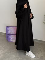 عباية فيونكه أسود