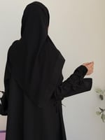 عباية فيونكه أسود