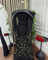 فستان عروق الذهب