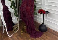 فستان وردة العنّاب