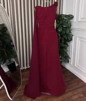 فستان عرش الأناقة