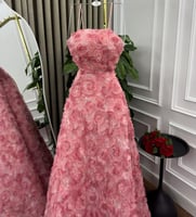 فستان حقل الورد