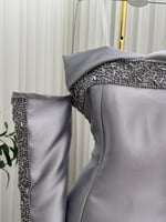 فستان بريق الفضة