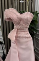 فستان إلارا