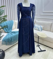 فستان لمسة كحلية