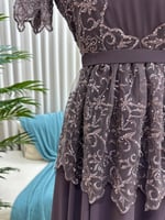 فستان فيوليتا