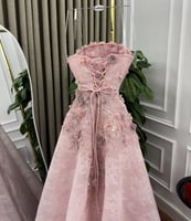 فستان زهرة النبلاء