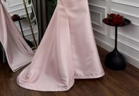 فستان إلارا