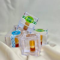 توزيعات لليوم الوطني 95 - عود نانو بعلبة اكريليك-...