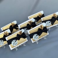 توزيعات تخرج مرايا شنطة 12 حبة