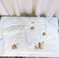 طقم مواليد موسكينو