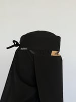 نقاب مطاط طويل مائل