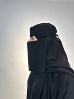 نقاب مطاط طويل مائل