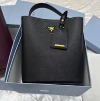 اسود