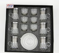 فناجين قهوة مع بيالات شاي مصممة بدقة لتكمل ذوقك ال...