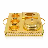 طقم ذهبي تمرية+علبة مناديل +3 صحون فصم