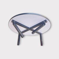 طاولة خشبية بارجل قابلة للطي