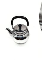 أباريق استيل ضد الصدأ لضمان متانة تدوم