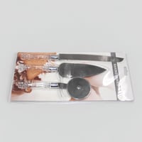 ادوات تقطيع الكيك