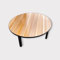 طاولة خشبية بارجل قابلة للطي