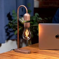 اباجورة مغناطيس بدون أسلاك خشبي غامق