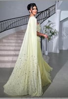 فستان عينان