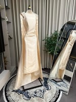 فستان مشاعل