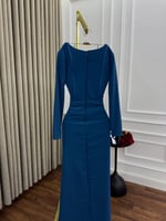 فستان اسماء