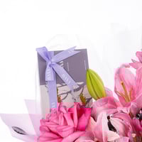 باقة ورد الأنوثة