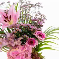 ليليوم وردي